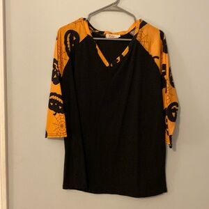 Roshop Halloween shirt. Size XL
